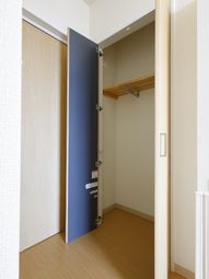 収納スペースのある居室