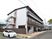 清潔感のある三階建て施設