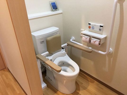 安全設計のトイレ