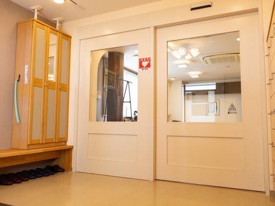 明るいエントランス