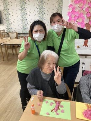 幸せそうな表情の方々