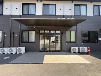車椅子対応のエントランス