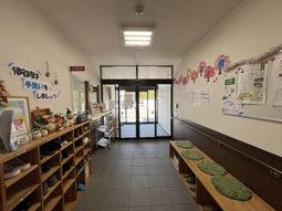 明るいエントランス