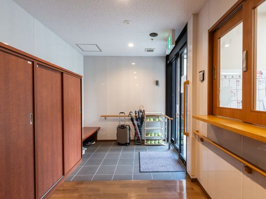 明るいエントランス
