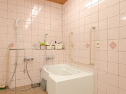 浴室の清潔な設備