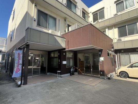 外から見る建物
