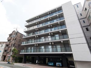 モダンな建物の外観