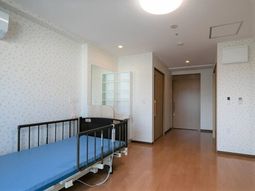 明るい床の居室