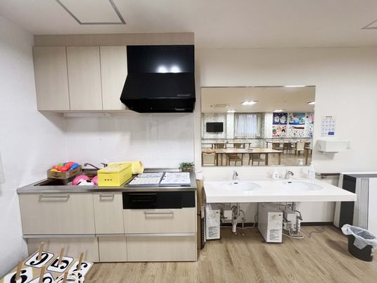 明るいキッチンスペース