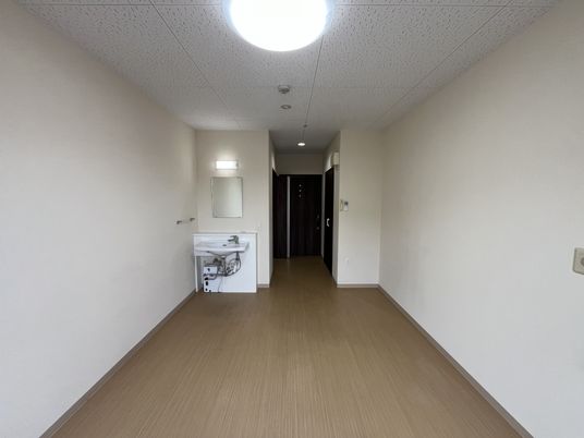 奥行きのある居室