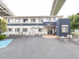 落ち着いた雰囲気の外観