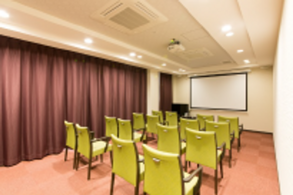 スタッフ用研修室内装