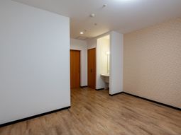明るい廊下  