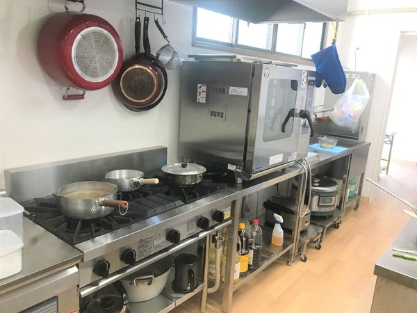 施設のキッチン設備