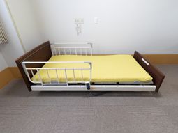 安全柵付きの落ち着いた居室