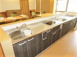 キッチンのシンクとカウンター