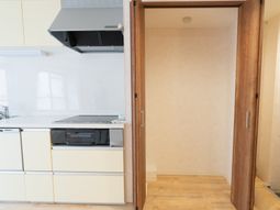 清潔感のあるキッチンスペース