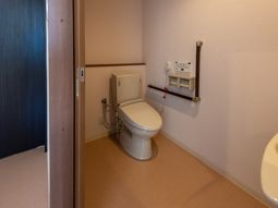 清潔なトイレスペース