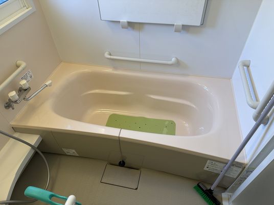 清潔な浴室