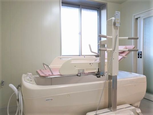 清潔な浴室の様子