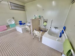 入浴設備のある浴室  