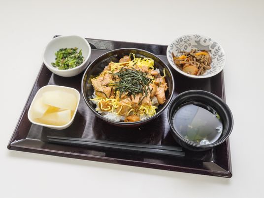 おいしそうな和食膳