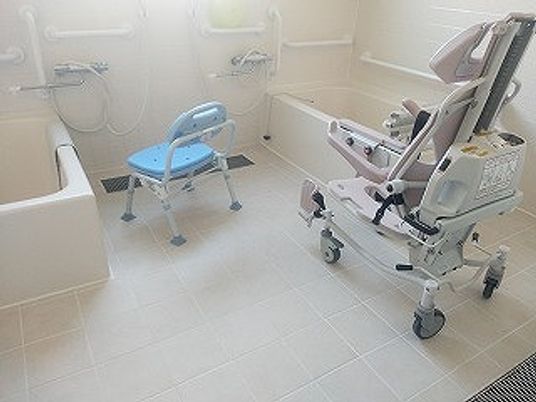 バリアフリー設計の洗面台