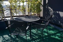 快適な屋外テーブルセット