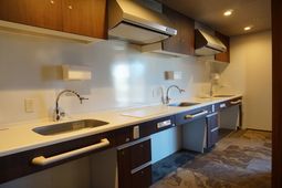 清潔なキッチン設備