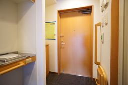 快適な居室の玄関