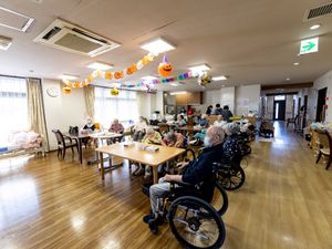 ハロウィン飾りつけダイニング