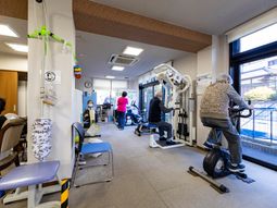 高齢者の機能訓練室