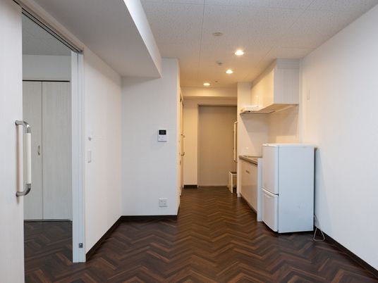 洋室の居室内観