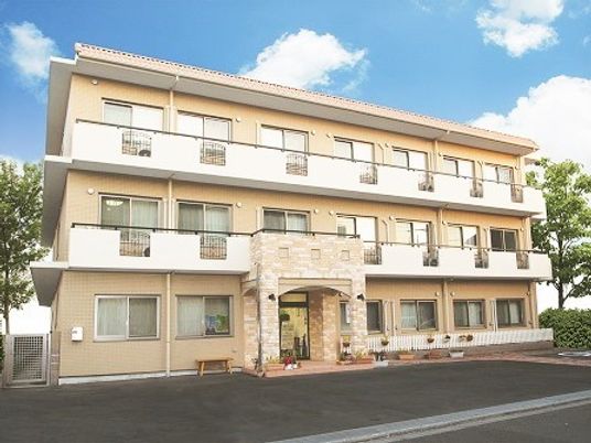 明るい外観の居宅