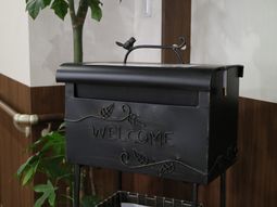 快適なエントランスの郵便受け