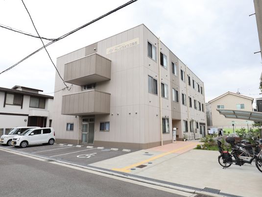 清潔感のある建物外観
