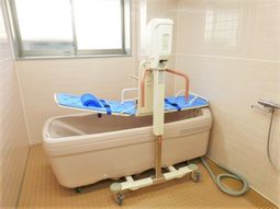 特殊な浴槽の設備