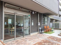 エントランス周辺の様子