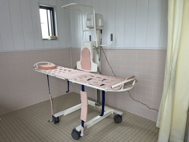 介護施設の浴室機器
