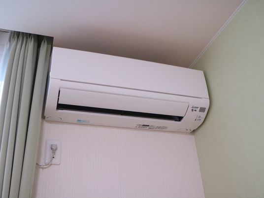 エアコンのある部屋