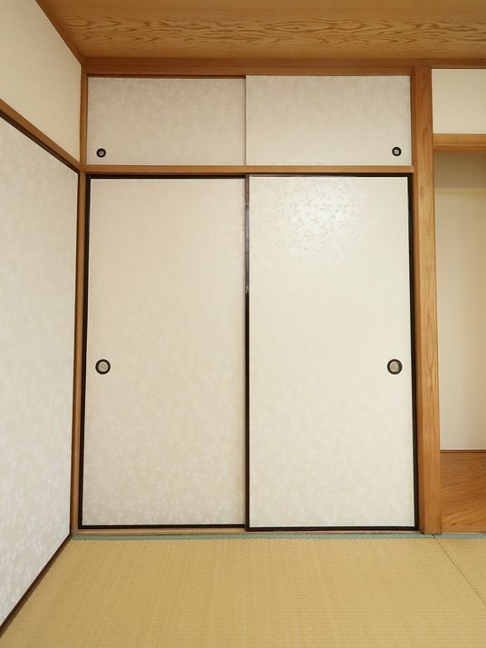 和室の襖と畳