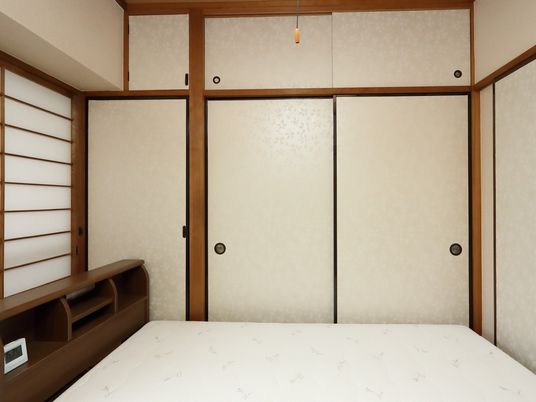 和室の居室内観