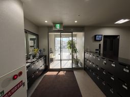 開放感あるエントランス  