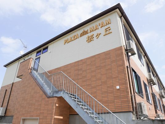 温かい雰囲気のある職場外観