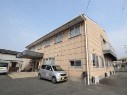 ゆったりとした建物外観