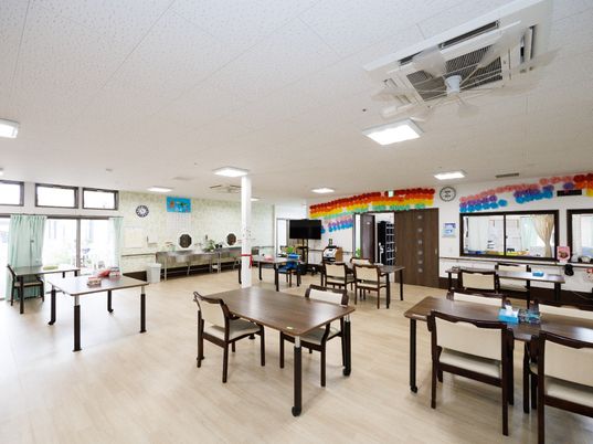 明るく広い共有スペース