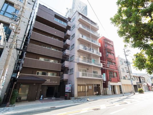 都心部に位置する建物