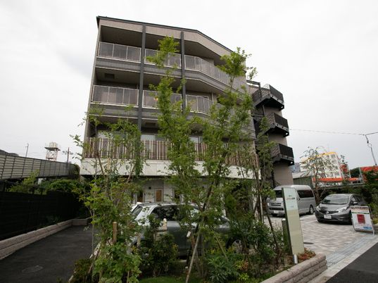 多階層建物の外観