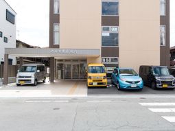 エントランスの外観