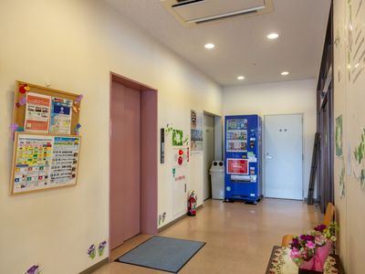 廊下の情報掲示スペース
